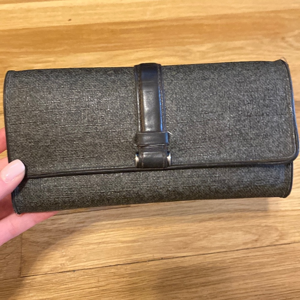 Tumi full size wallet